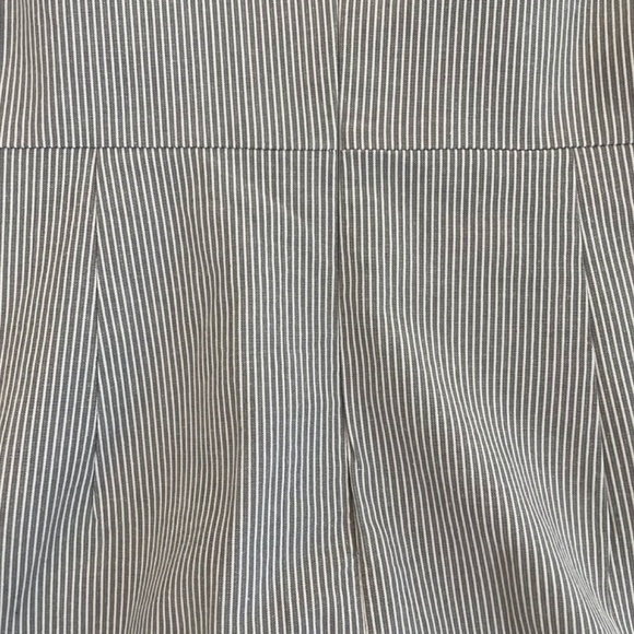 Banana Republic Seersucker Shift Dress - Picture 12 of 14